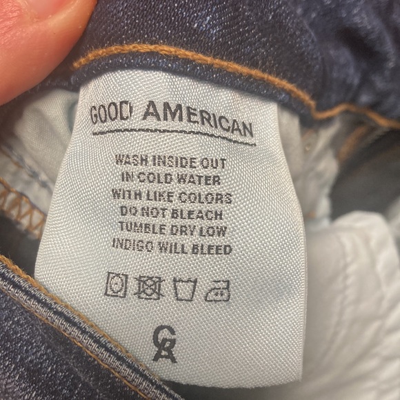 Good American Good Waist Zipper Detail Jeans - Picture 11 of 14